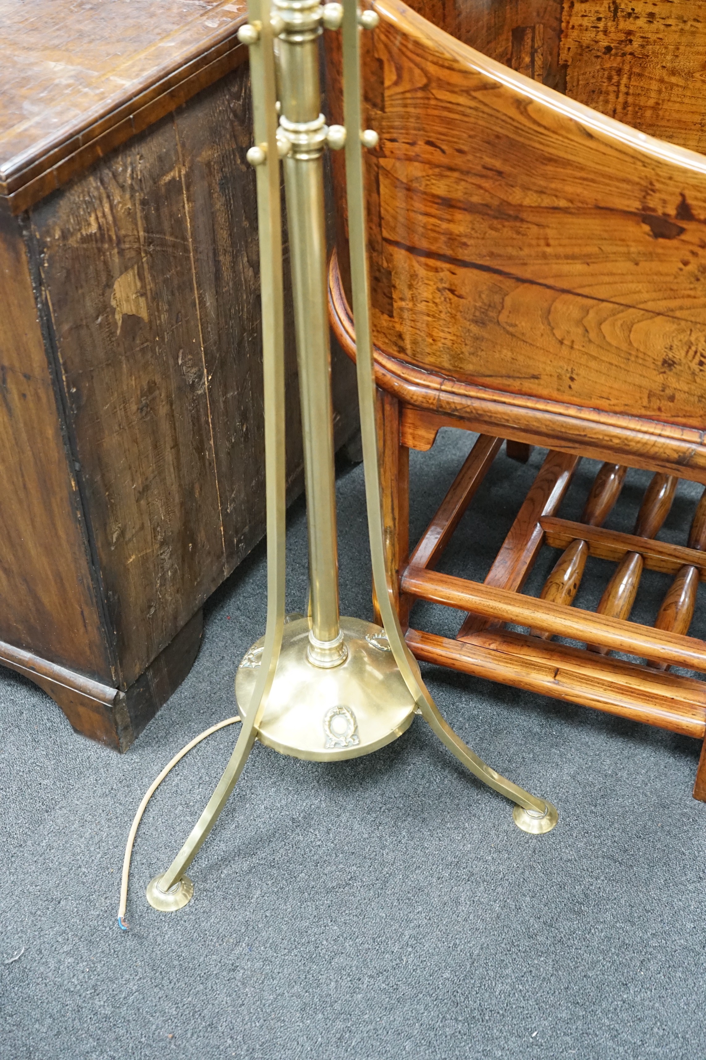 An Edwardian brass telescopic standard lamp (converted)